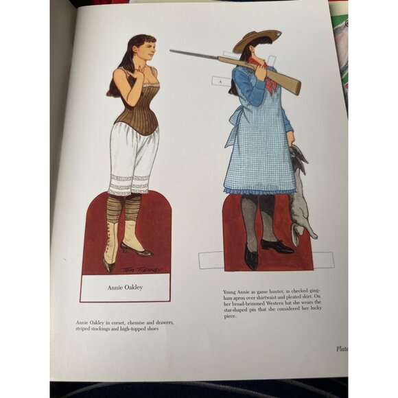 Annie Oakley And Buffalo Bill Paper Dolls In Full Color Book By Tom Tierney - Picture 7 of 7